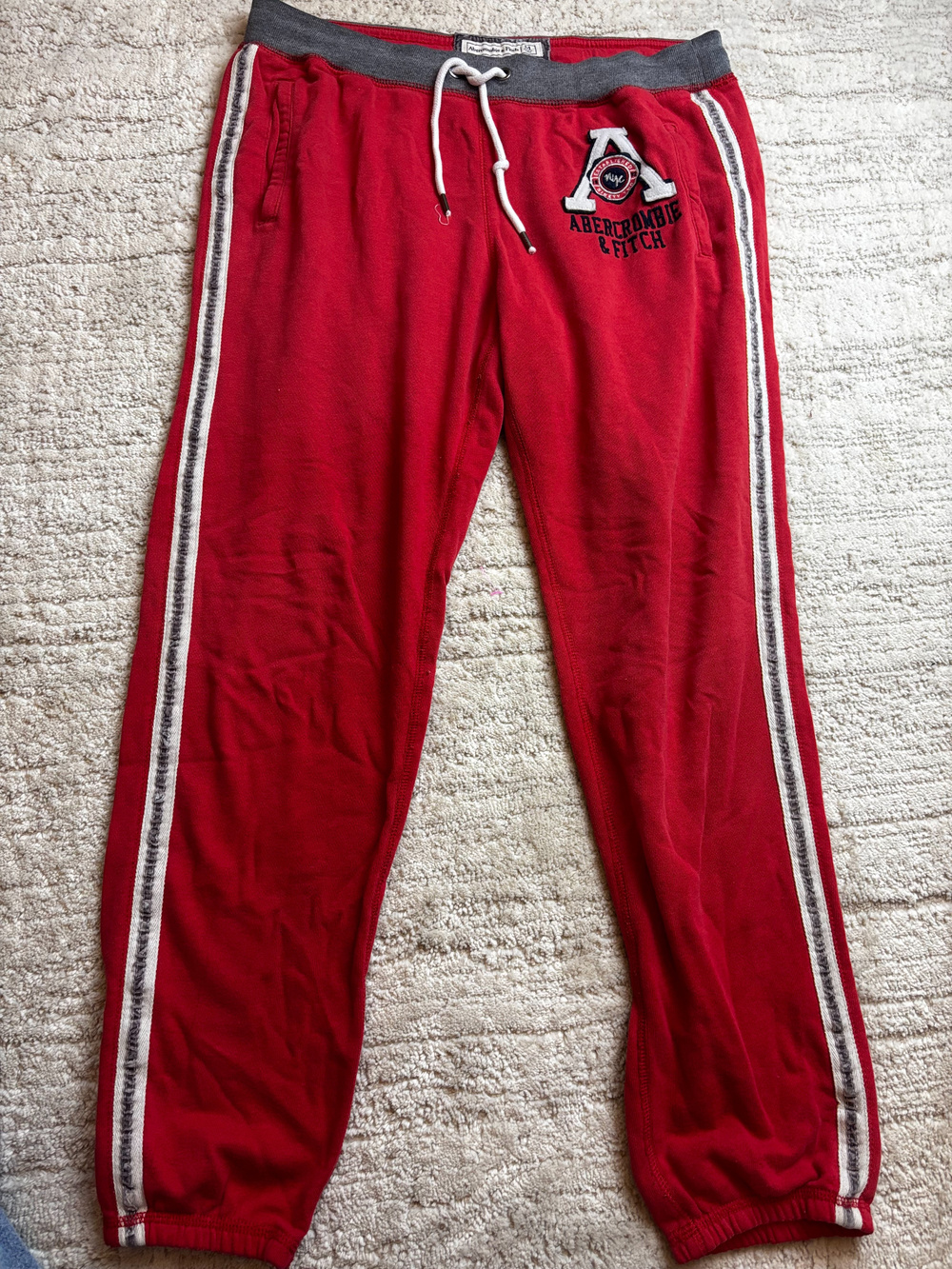 Abercrombie & Fitch Jogger Sweatpants Red Gray Stripe Size M